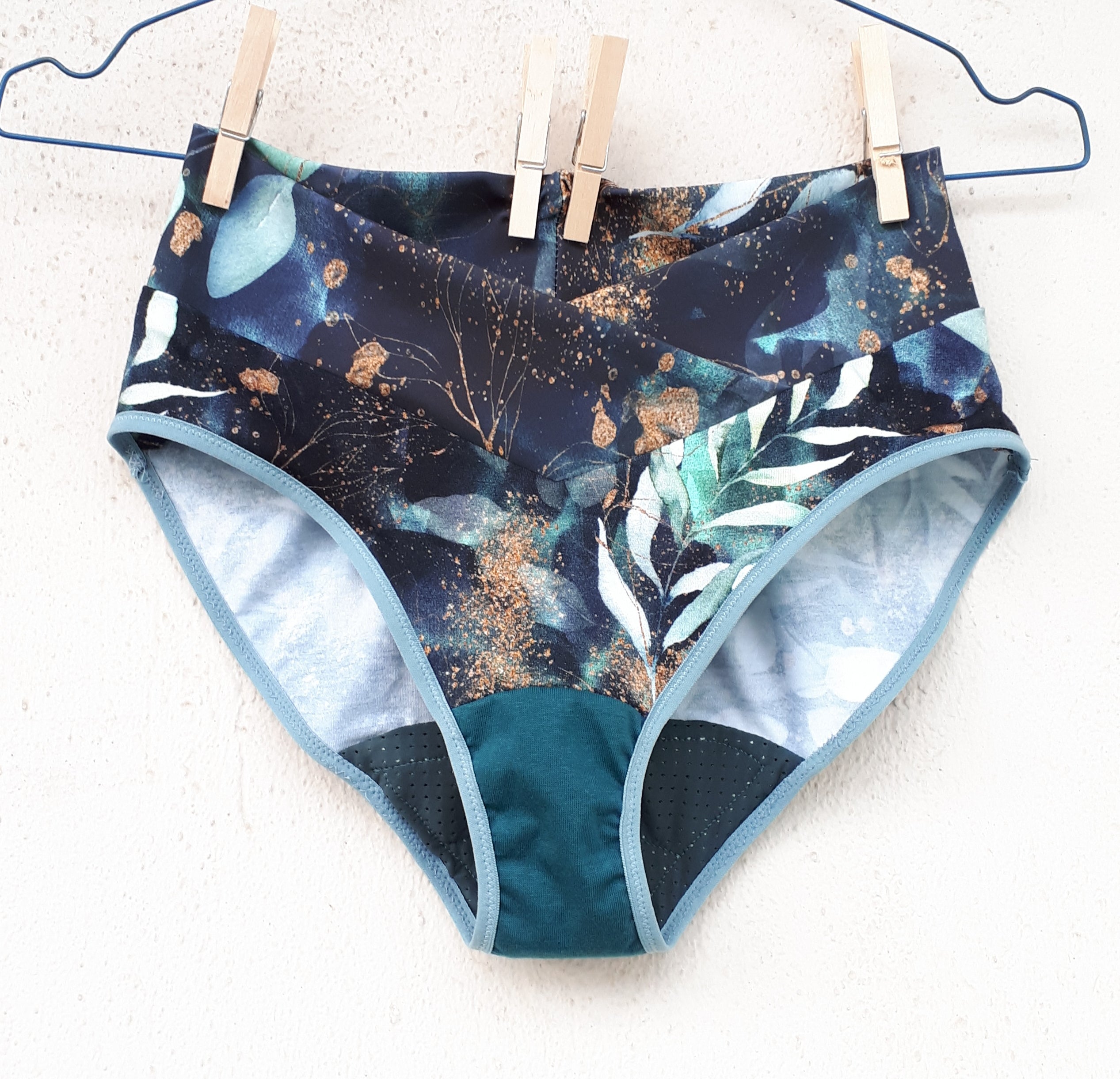 Menstrual Leakproof Bikini Bottom Printing Mid Waisted Swim