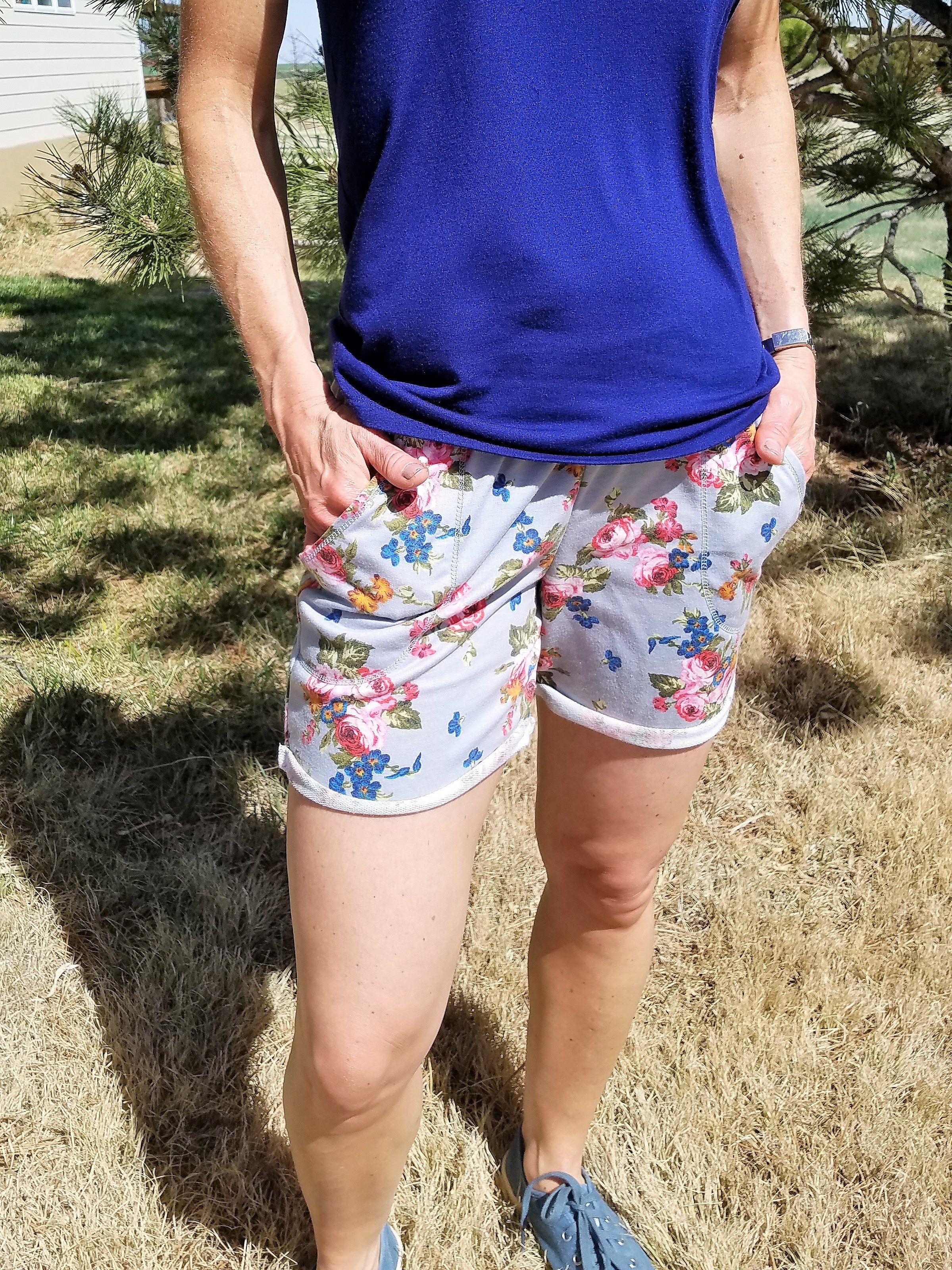 Tutorial-Greenstyle Brassie Jogger Shorts with a Foldover Yoga Waistband