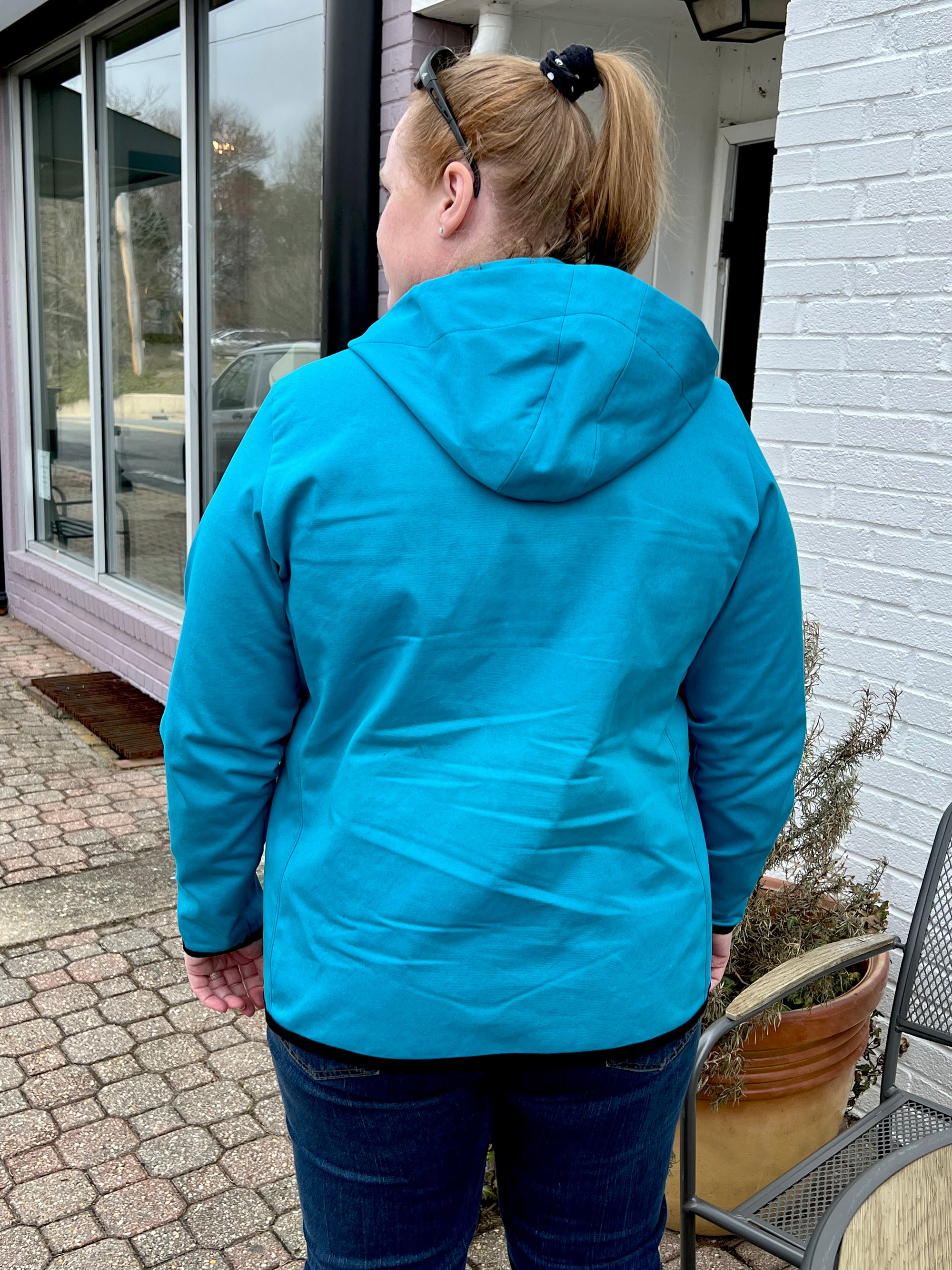 Curvy Discovery Jacket - PDF Sewing Pattern