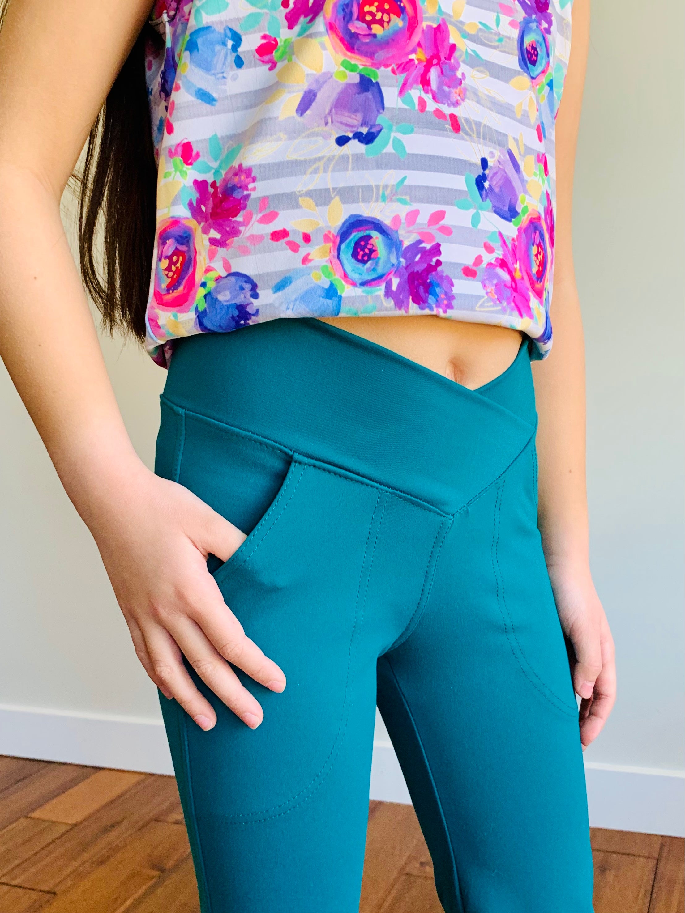 Youth Everyday Yoga Pants PDF Sewing Pattern in Sizes XS to XL or 4 ye –  Greenstyle