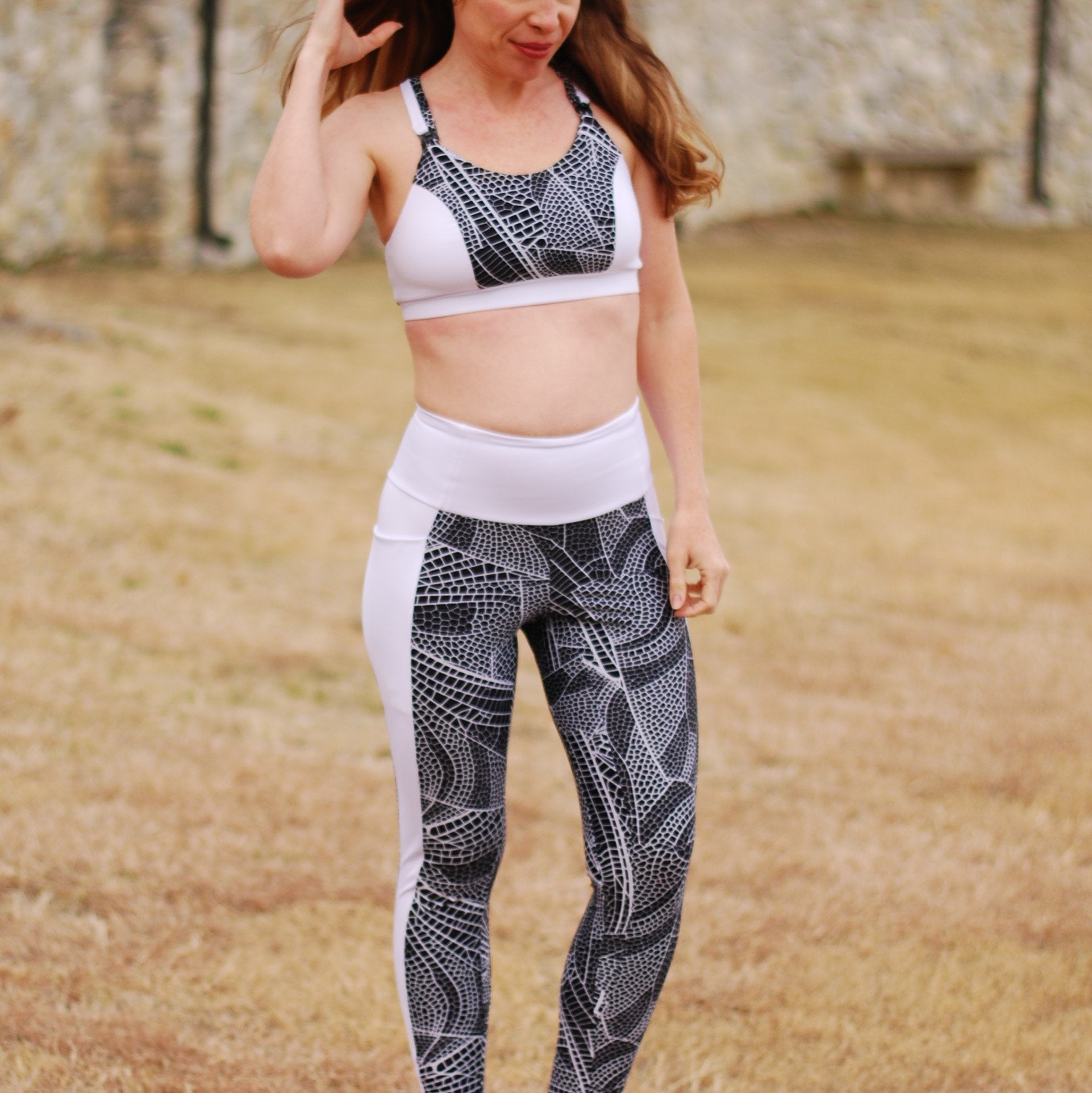 The Even Strappier Power Sports Bra Hack – Greenstyle