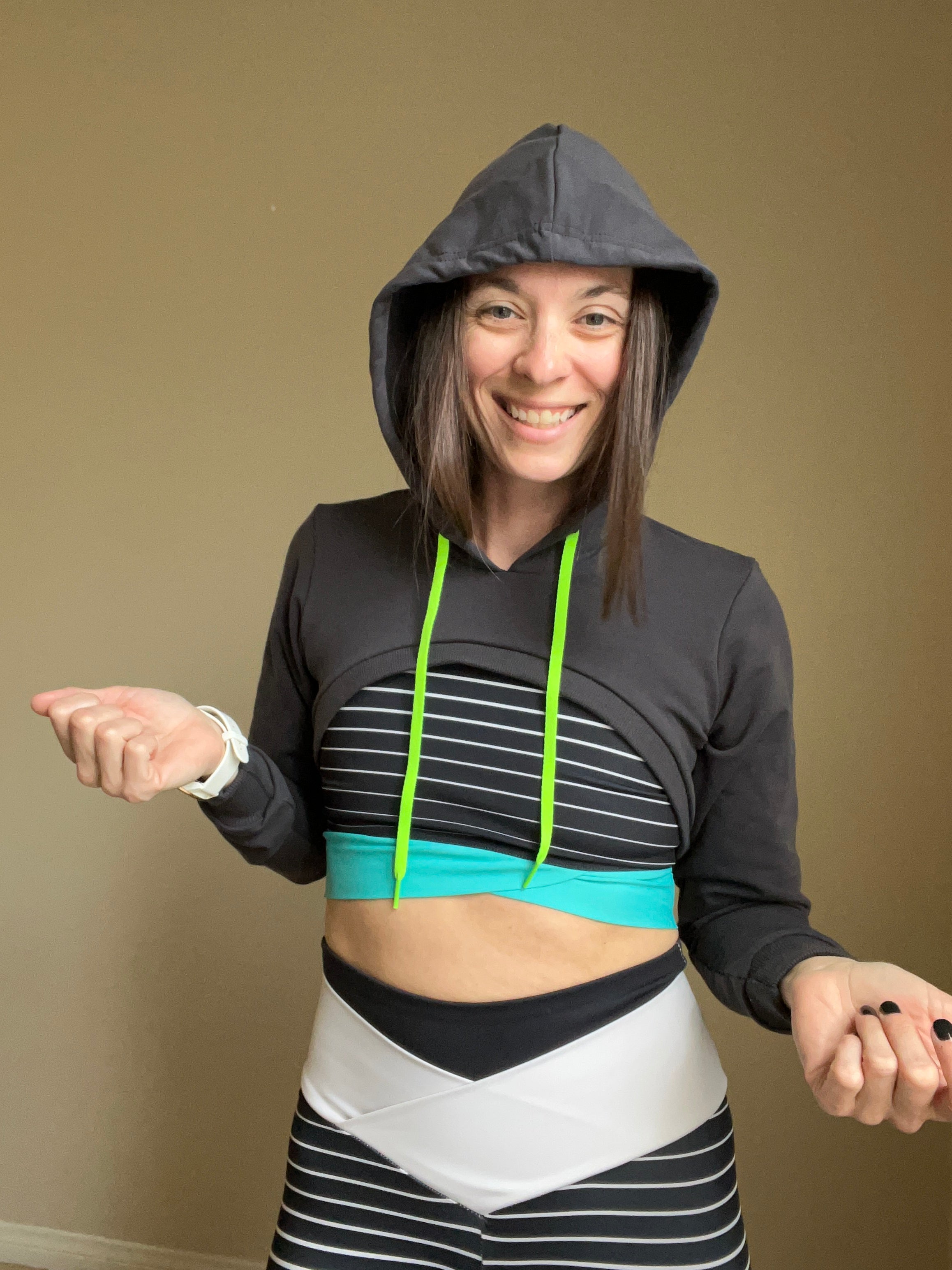 How to Crop Sew a Hoodie 
